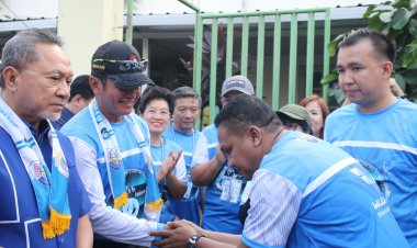 Pangdam XII/Tpr Ikuti Jalan Sehat Dalam Rangka Reuni Akbar HUT 60 Tahun SMA Santo Paulus