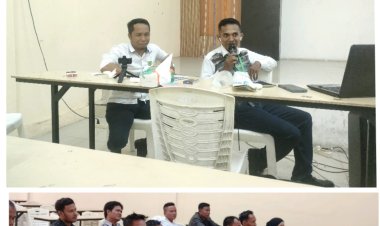 Ketum Aliansi Media Indonesia Ismail Sarlata Memberikan Edukasi Internal Terhadap Para Wartawan