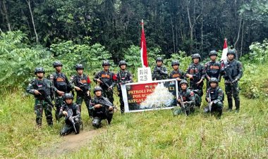 Meski Medan Sulit Satgas Yonif 122/TS Pos Scofrolama Melaksanakan Patroli Patok MM 2.3 Batas Negara RI-PNG