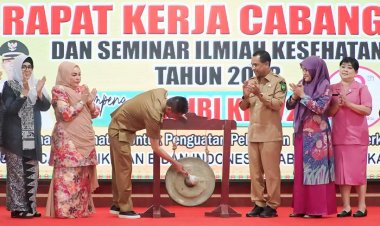 Dibuka Bupati Rohil Raker Cabang ll dan Seminar Ilmiah Kesehatan Bersempena HUT IBI ke-72