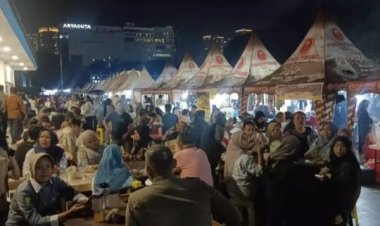 Ribuan Warga Padati Lapangan Benteng Medan Untuk Rayakan Malam Tahun Baru 2024