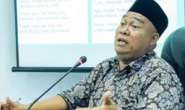 Dr. Elviriadi kepada Masyarakat Siak tentang Pemilihan Calon Bupati: "Jangan Didukung Orang Tak Patut"