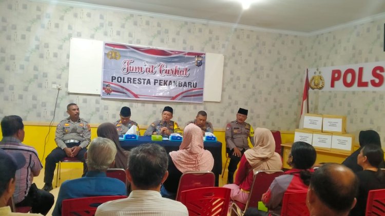 Warga Keluhkan Keamanan ke Polsek Binawidya Saat Pelaksanaan Jum'at Curhat