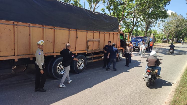 Kenderaan ODOL dan Truk Pelanggar Jam Operasional Ditindak Petugas