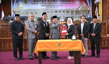 DPRD Rohil Tetapkan Rekomendasi LKPJ 2024 dan RPJPD 2025–2045