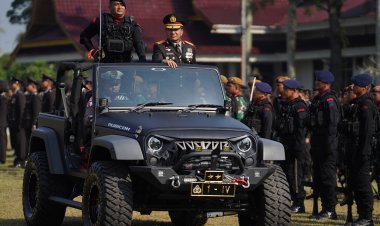 Gelar Upacara Hari Bhayangkara Ke-79, Polda Riau Siap Membumikan Kembali Nilai-Nilai Lokal