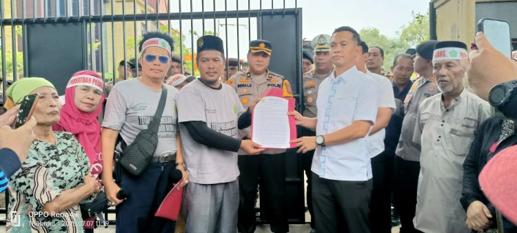 Pedagang Cik Puan Berharap U-Turn Dibuka, Nafkah Kami Bergantung di Sana