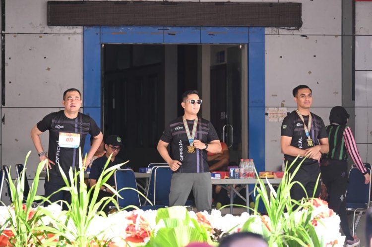 2.000 Peserta Meriahkan Maros Marathon 2025, Kadisops Lanud dan Bupati Maros Turut Lepas Start
