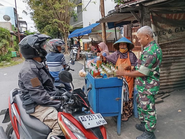 Babinsa Kratonan Dukung UMKM Jamu Tradisional