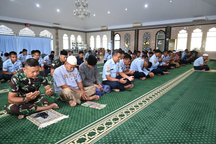 Lanud Sultan Hasanuddin Gelar Doa Bersama Sambut Hari Bakti TNI AU 2025