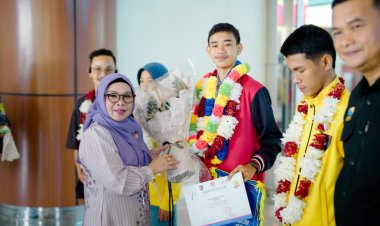 Devin Piyandry Raih Emas ASEAN Taekwondo 2025, Wakil Bupati Kampar Sambut Hangat