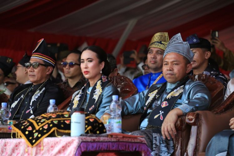Menteri Pariwisata Apresiasi Festival Pacu Jalur 2025 di Kuansing Riau