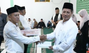 Safari Ramadan di Sentajo Raya, Pemkab Kuansing Tampung Aspirasi Warga dan Salurkan Bantuan