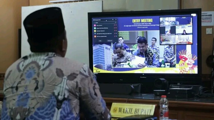 Bupati Dairi Beserta Kepala OPD Ikuti Entry Meeting Pemeriksaan LKPD 2025 Bersama BPK RI 
