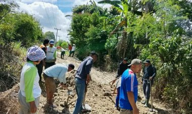 Camat Sumbul Pimpin Kegiatan Gotong Royong Perbaiki Infrastruktur Di Pegagan Julu V