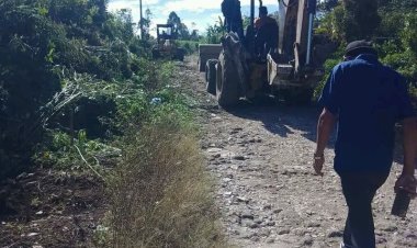 Perbaikan Infrastruktur Dan Pencanangan Gerakan ASN Merawat Bumi, Di Pimpin Oleh Bupati Dairi